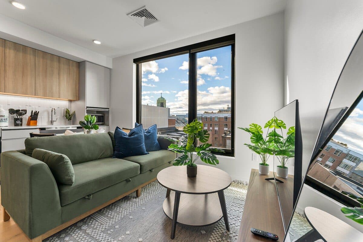 Luxury Studio Next to Broadway 3433 3