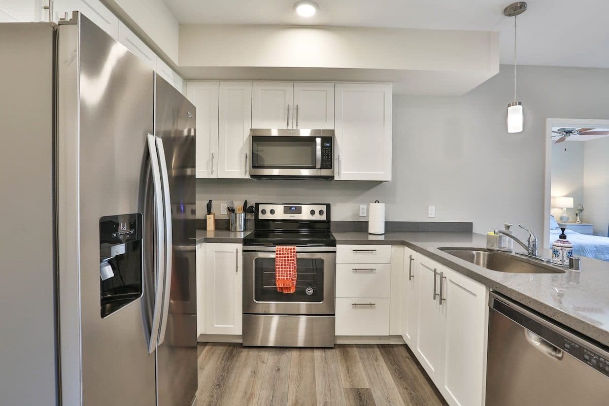 2B2B APT in Downton SJ | Close to SAP, airport 404 3