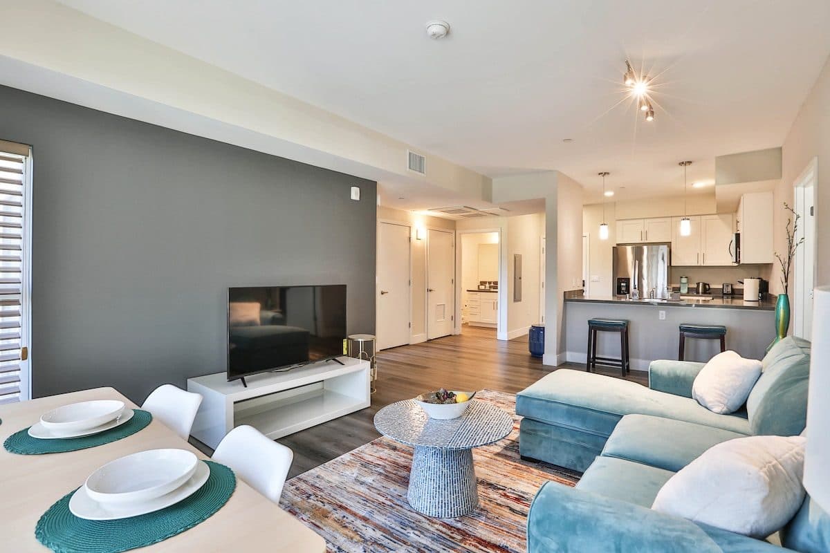 2B2B APT in Downton SJ | Close to SAP, airport 404 1