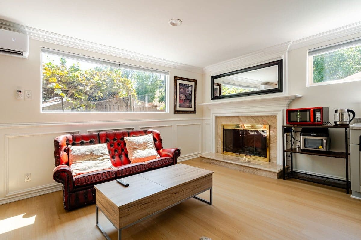 Quiet one bedroom on mountain of Woodland Hills 3