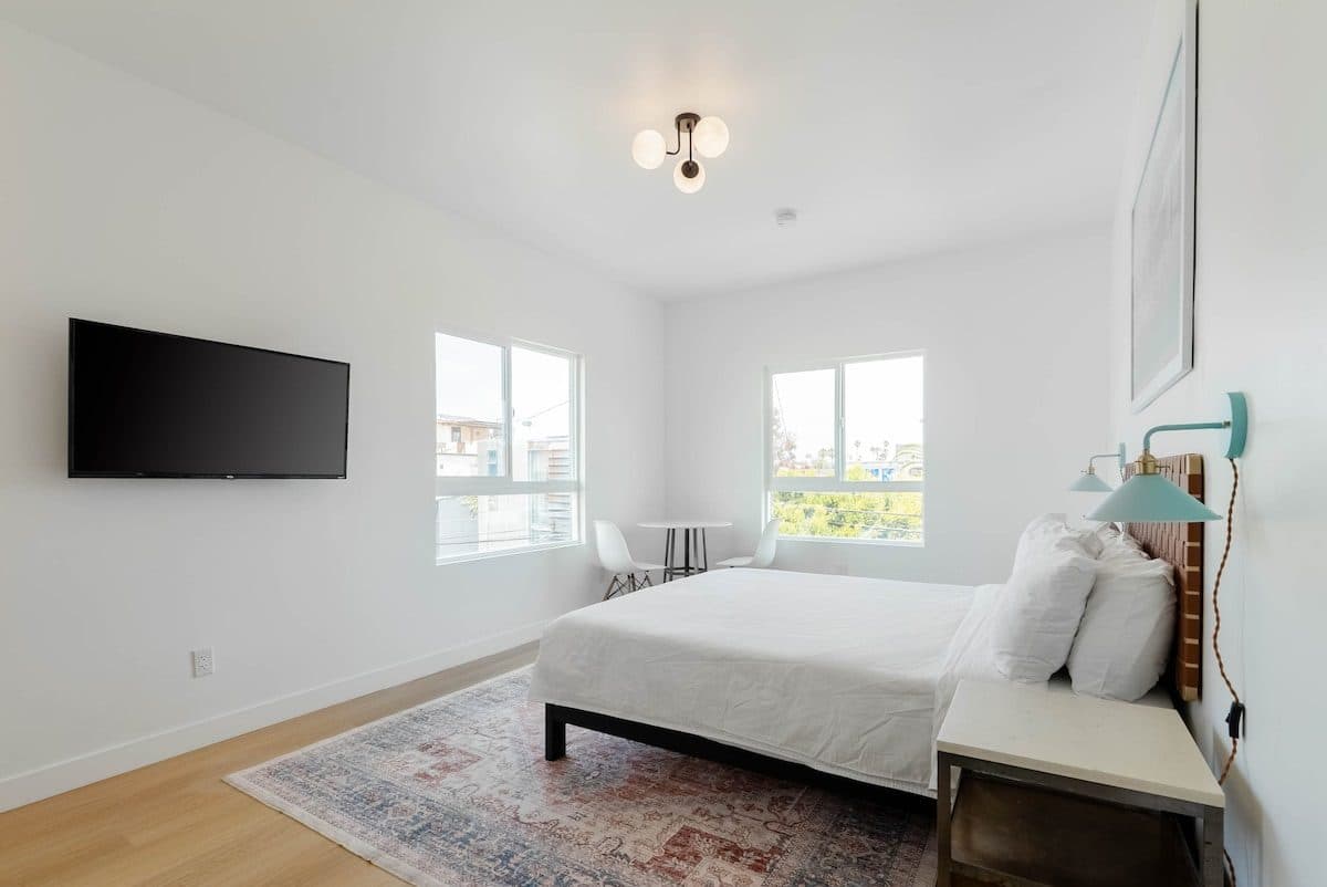 Bright Coastal Studio in Venice near Canals 3