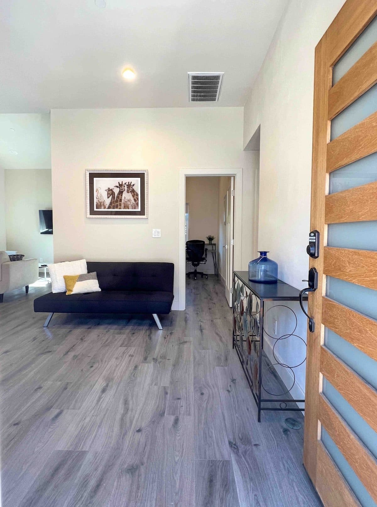 Spacious 3 Beds & 2 Baths House@ Roosevelt Park 1