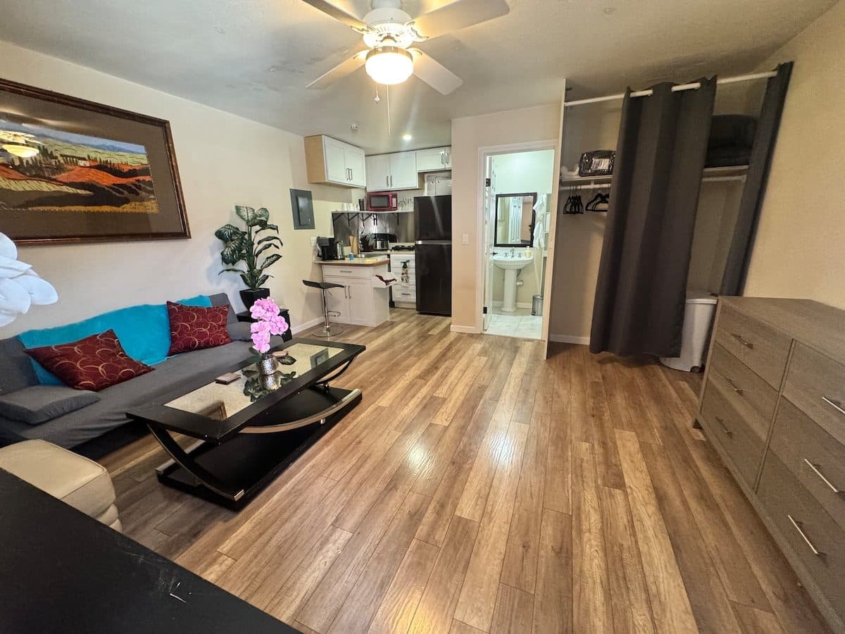 Modern Studio • Private Entry + Mini Kitchenette 3