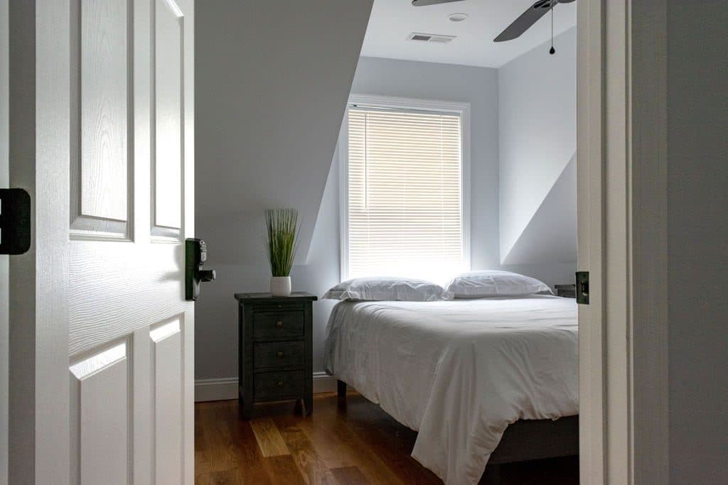 Queen Bed|Boston|RM 2 1
