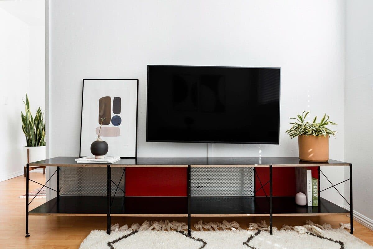 Bright & Minimalist Apartment in Chinatown 3