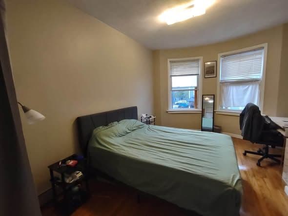 Furnished room 2