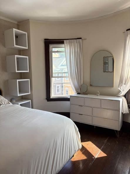 I am looking for a someone to take over my place for the month of November and December to join a 3-bedroom, 1-bath apar 1