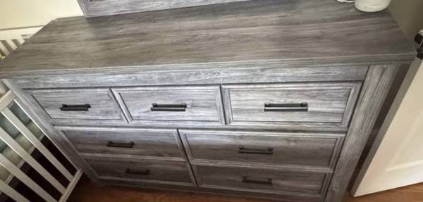 Grey 6 Drawer Dresser with Mirror 3