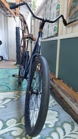 BEACH CRUISER BIKE- SUPER CONDITION- TUNED UP- READY TO RIDE! 3
