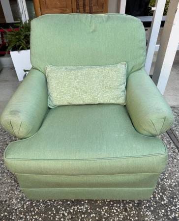 Upholstered chairs 1