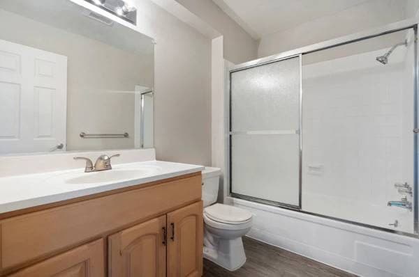 Pets are welcome! 2 bd / 1 ba. Call for a tour! 3