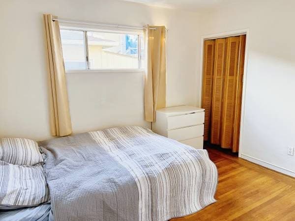 Room for Rent in 4b2.5b House Near North Berkeley Bart - 3 month short 1