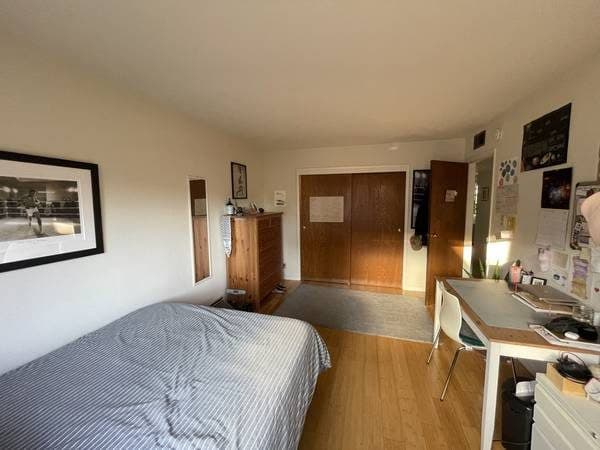 Seeking Roommate in 2b 2b Apartment in Adams Point 2