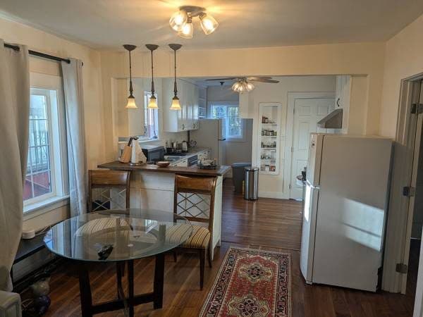 Bedroom available in South Berkeley 3