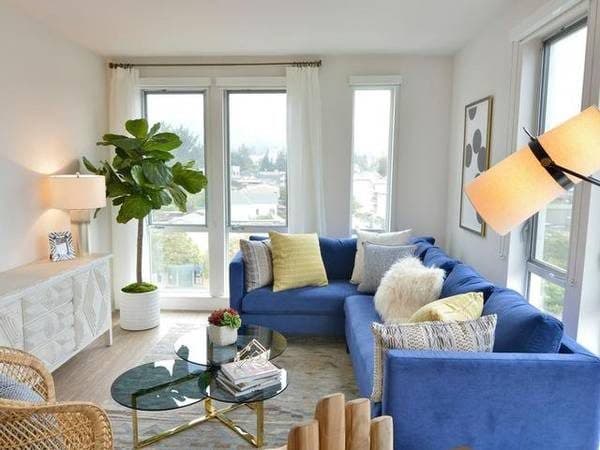 TMLP 12-mo. | Parker Apartments: A Hub of Creativity and Contemporary Comfort 1