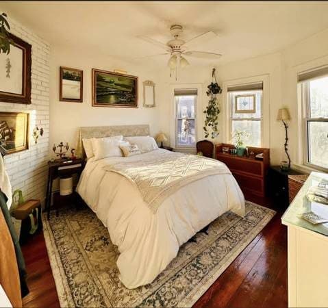 Looking for a new roommate to share a great apartment! 1