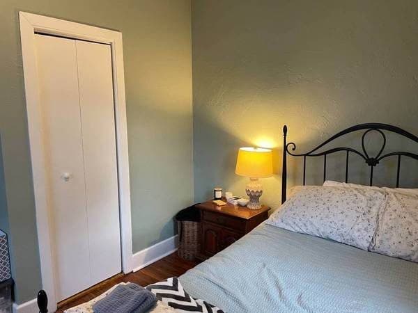 Furnished Bedroom Available 08/01 for Female Roommate 2