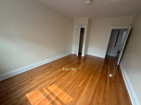 No fee! Available NOW or AUGUST~ SPACIOUS Studio in Brighton! Students 2