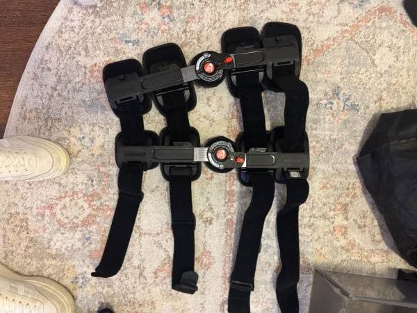 Breg T Scope and Breg Fusion Knee Braces 1