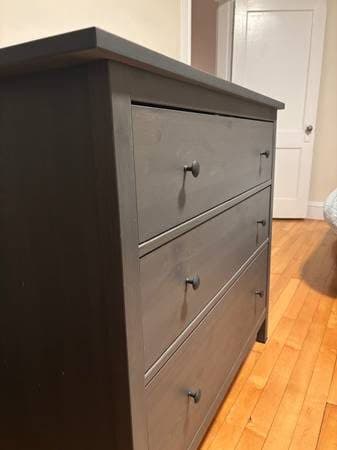 DRESSER 3 drawers 2