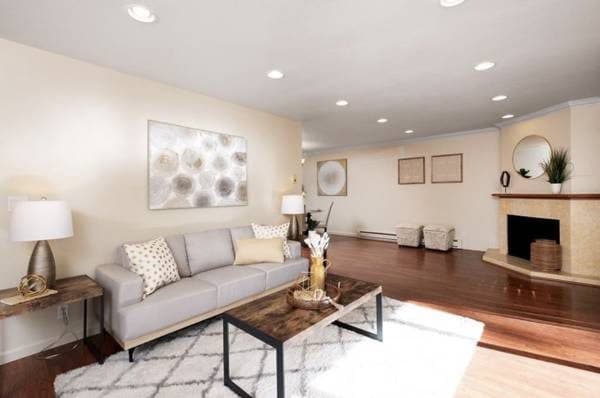 Furnished Room with Private Bathroom -Santa Clara Near Kaiser/Apple HQ 3