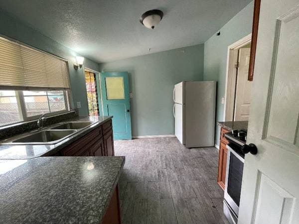 Cute private studio with own backyard 1