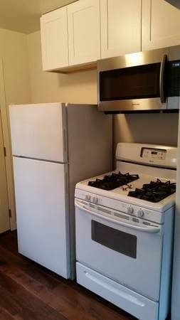 $2,400 / 1br - 400ft2 - 1 Bedroom Cottage w/ Backyard near Downtown 1