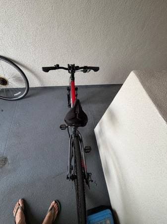 B'TWIN Riverside 500 Hybrid Bike – Needs Front Wheel – $50 2