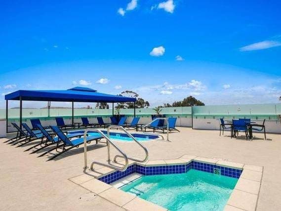 Roof Top Deck with Panoramic City Views, New Upgrades 3