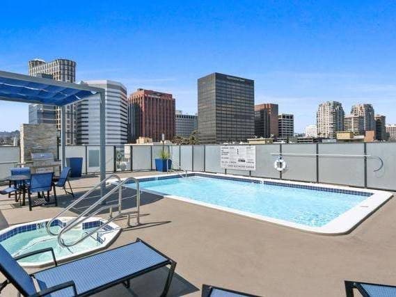 Limited Time! 1 BR Retreat with Balcony & Stunning Views 1