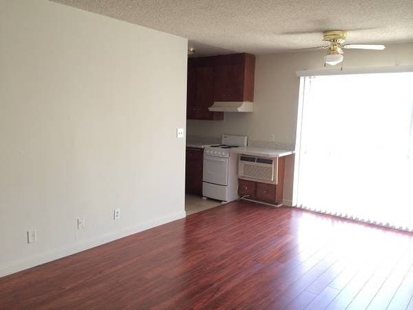 One Bedroom close to UCLA, available June, utilities included 3