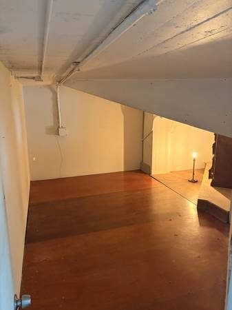 Bedroom In A Beautiful Loft Space 2