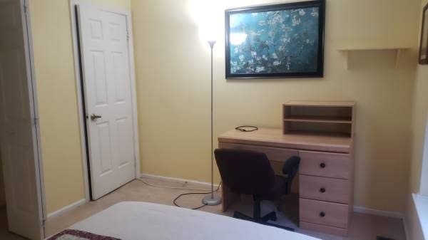 Furnished Mid-Size Room for Rent (Female Only) 2
