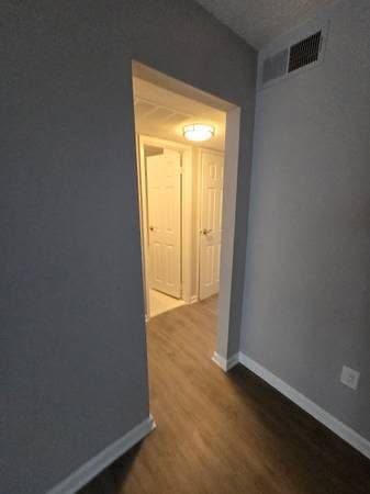 ROOM FOR RENT AT HAMILTON 2