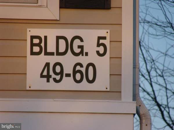 Beautiful 2 Bedrooms and 2 Bathrooms Condo for Rent 2