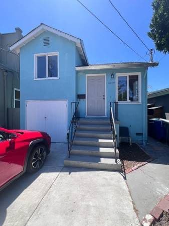 Charming 4BR 2BA Albany House 1