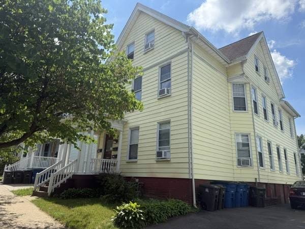 Huge Spacious 4BR / 2BA Apartmt Near Yale – Parking, Furnished Option 1