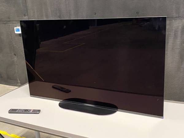 48 inch Sony Master Series TV 1