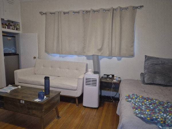 Big Master Suite nr Bus59, D-line T & BC Law, Incl UtilWiFi/Parking 2