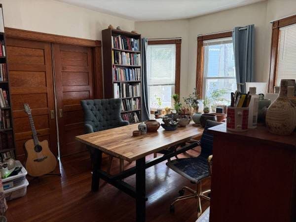 Looking for one roommate for a four bedroom apartment 1