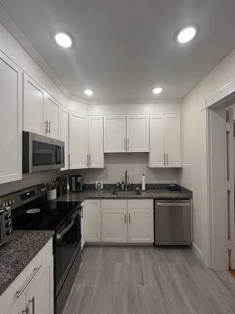Back Bay. Newly Renovated, Front Facing Marlborough St. between E & F. 2