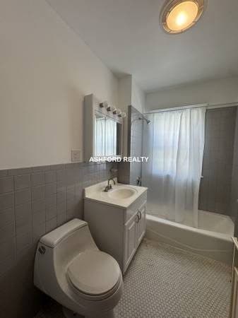 CHARM 3PLUS BDRM AV NOW OR 8/1 6