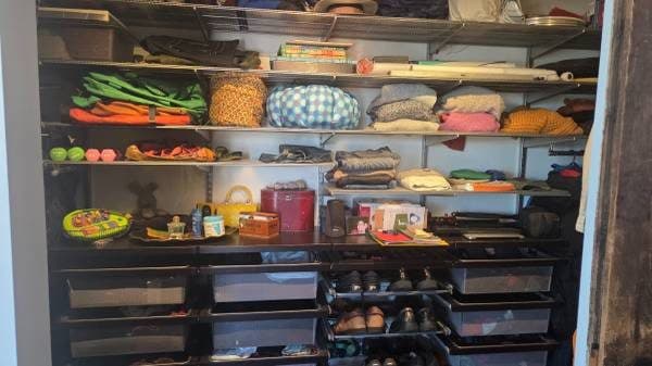 DNA Loft Condominium Penthouse Unit with roof deck, garage pkg & More 1
