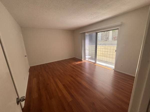Spacious Private Room with Dedicated Parking 1