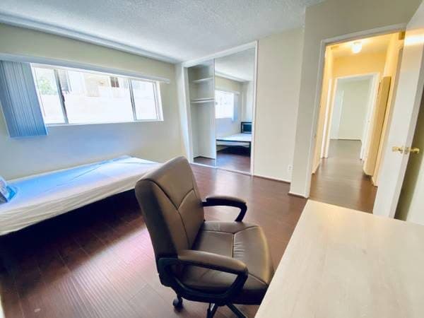 Cozy room for rent in UCLA area 90025 3