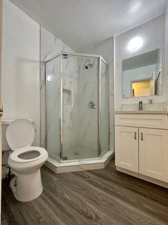Furnished studio near UCLA for rent 3