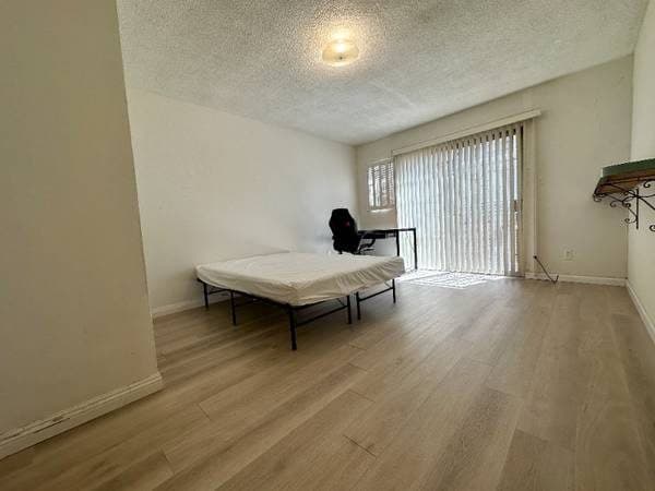 Furnished studio near UCLA for rent 1