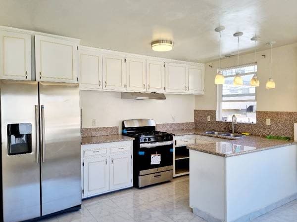 private room for rent near UCLA 1