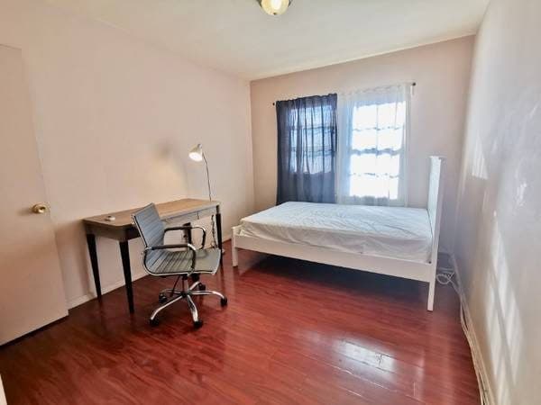 Super affordable bedroom in Santa Monica 1