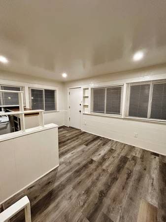 QUAINT Jr. 1 BDR -- all utilities included -- GARDEN/YARD -- DOGS OK! 3